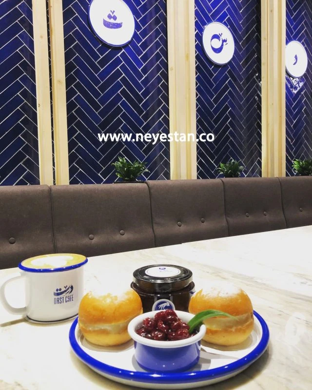 کاشی لاجورد سبک مترویی 