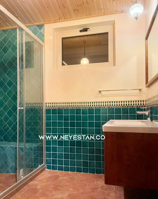 کاشی فیروزه سنتی برای سرویس