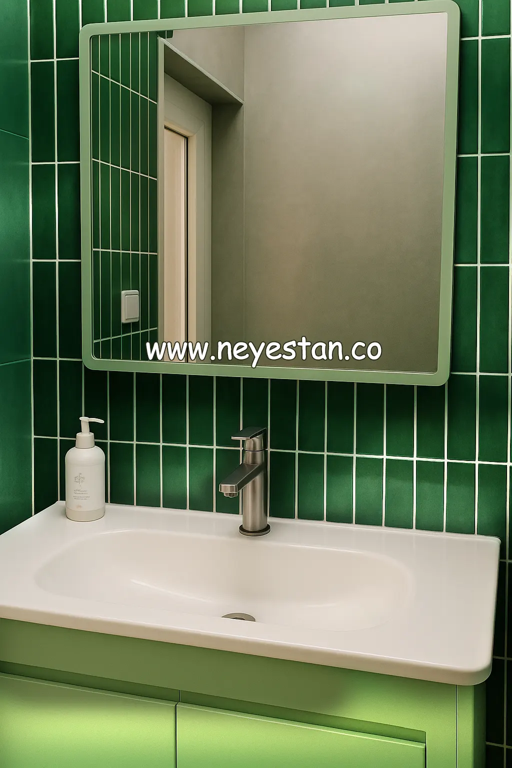 کاشی مترویی سبز مترویی در سرویس بهداشتی 