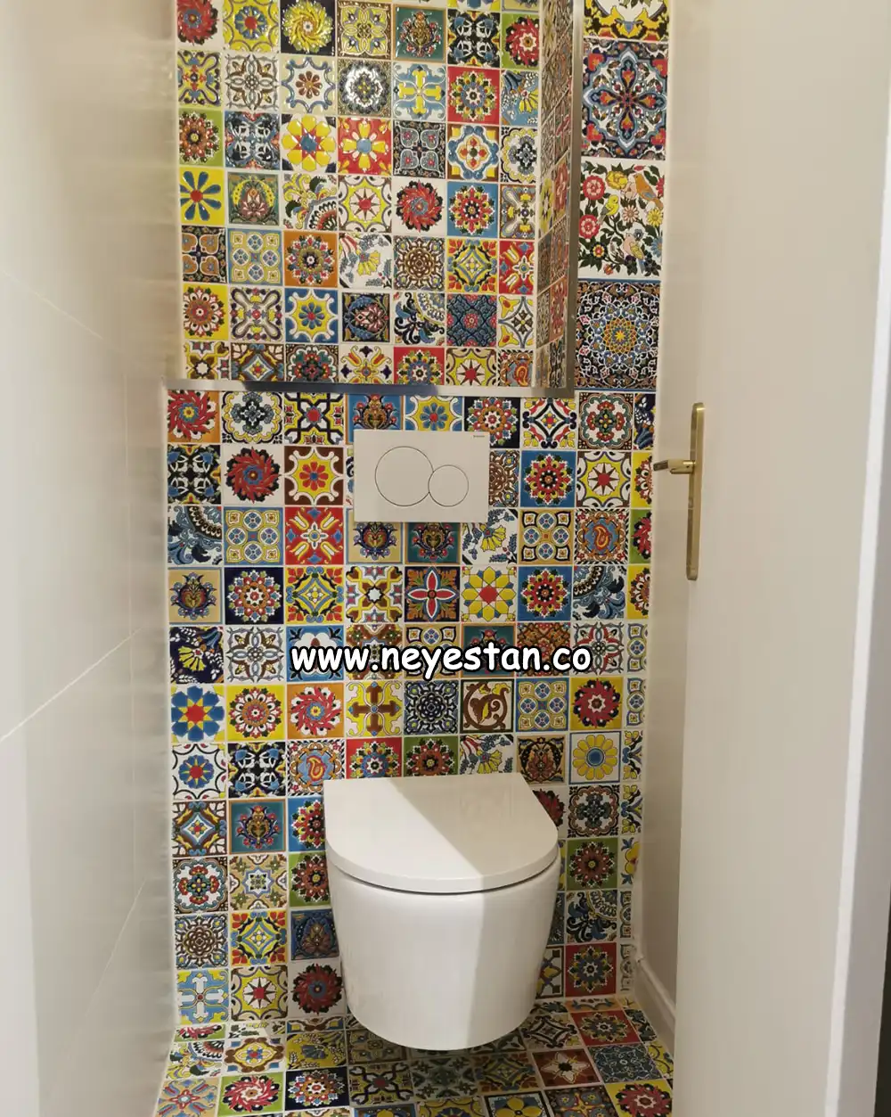 کاشی های طرح مراکشی دست ساز در سرویس بهداشتی
