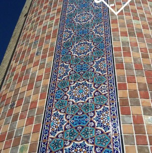 کاشی سنتی با طرح اسلیمی ایرانی