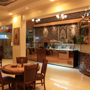 کاشی سنتی با طرح اسلیمی