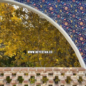 کاشی هفت رنگی گل و مرغ