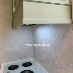 کاشی دست ساز بین کابینت
